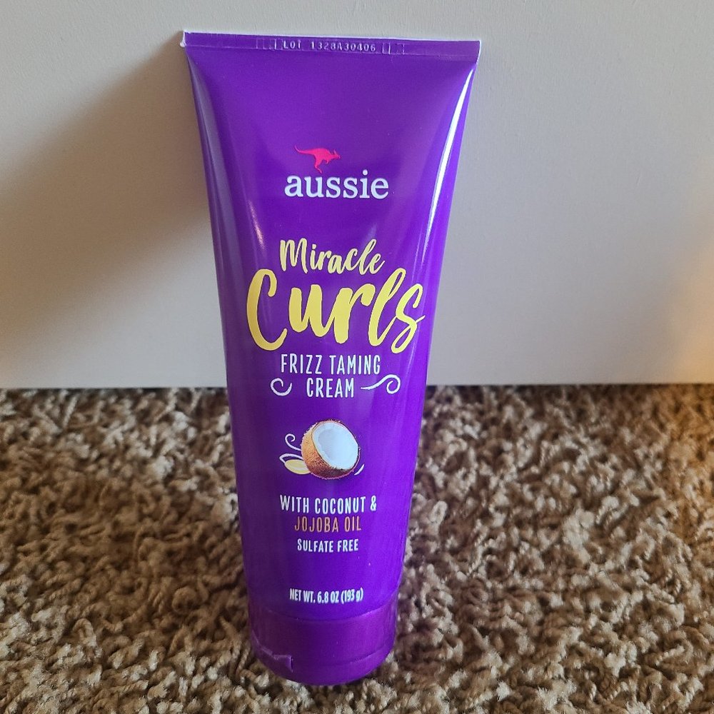 Aussie Miracle Curls Frizz Taming Cream